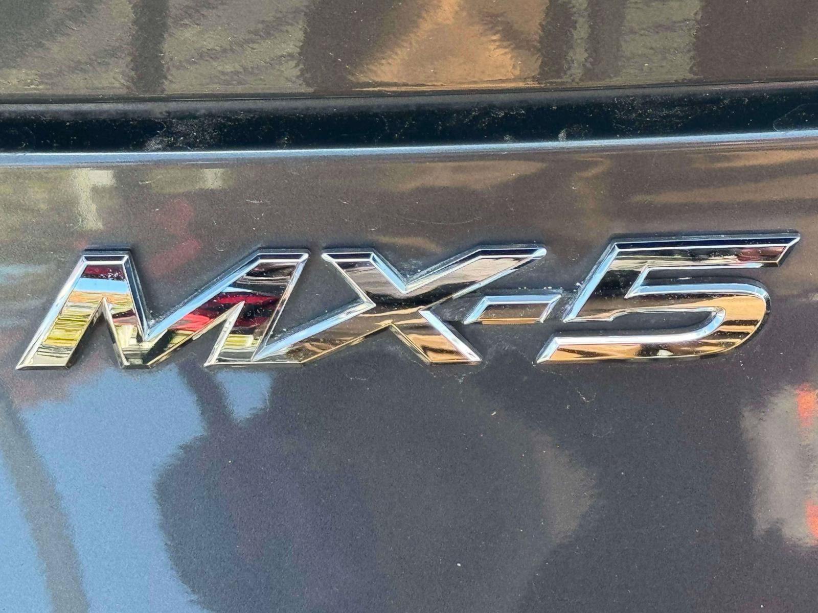 Used 2017 MAZDA MX-5 Miata RF Grand Touring RWD image 7
