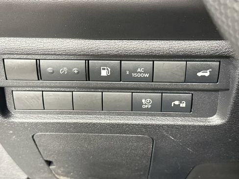 Used 2023 Mitsubishi Outlander SEL AWD/4WD image 22