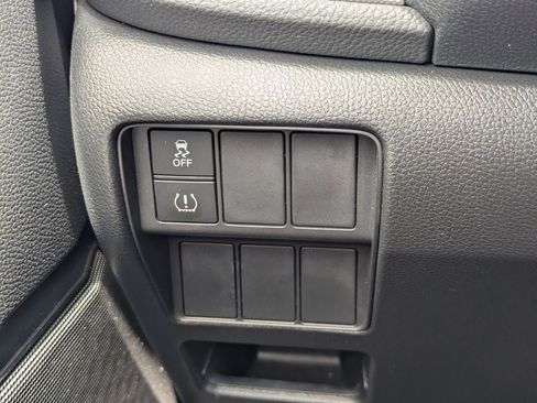 Certified 2017 Honda CR-V LX image 28