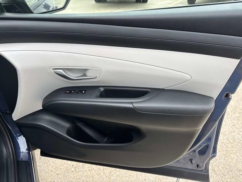 Used 2025 Hyundai Tucson SEL FWD image 17