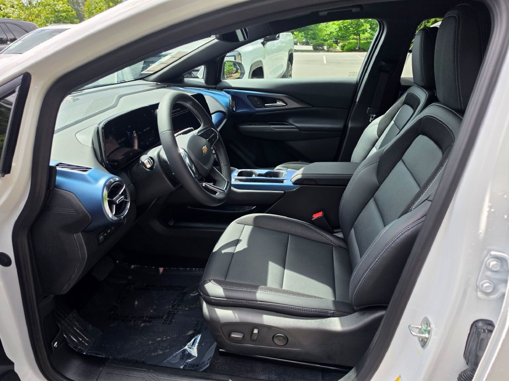 New 2026 Chevrolet Equinox EV LT AWD/4WD image 20