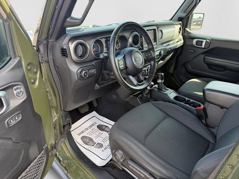 Used 2021 Jeep Wrangler Unlimited Sport AWD/4WD image 25