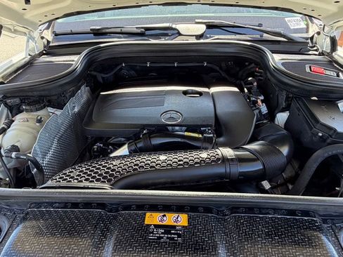 Used 2020 Mercedes-Benz GLE 350 4MATIC image 33