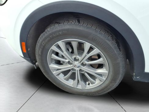 Used 2022 Buick Envision Preferred image 18