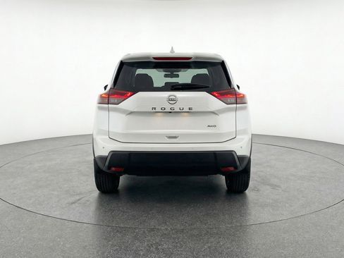 Used 2025 Nissan Rogue SV image 7