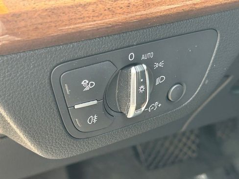 Used 2024 Audi Q5 e Premium Plus w/ Premium Plus Package image 57