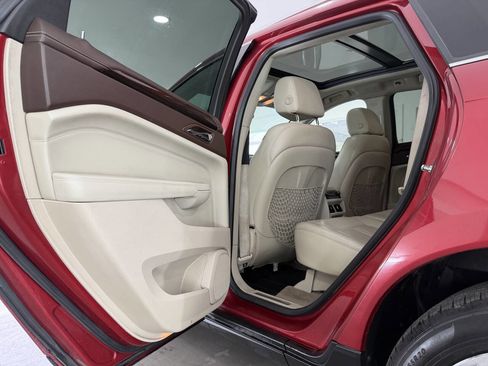 Used 2011 Cadillac SRX Premium AWD/4WD image 14