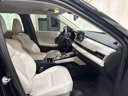 Used 2023 Mitsubishi Outlander SEL AWD/4WD image 33