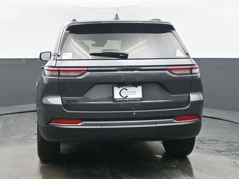 New 2026 Jeep Grand Cherokee Laredo image 5