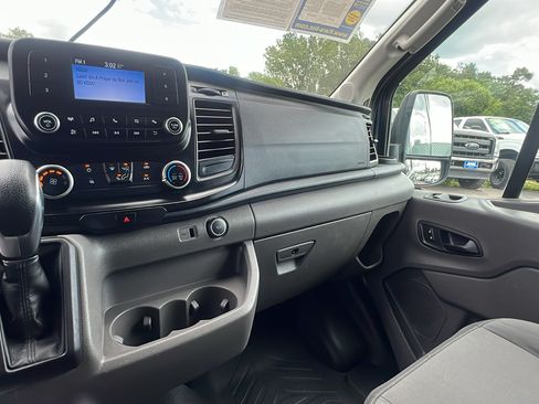 Used 2020 Ford Transit 250 148 High Roof Extended RWD image 13