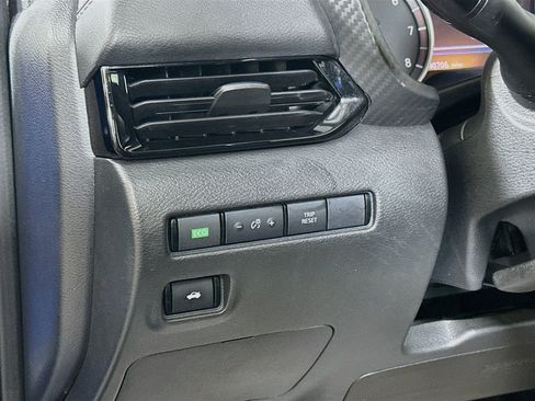 Used 2024 Nissan Sentra SV FWD image 10