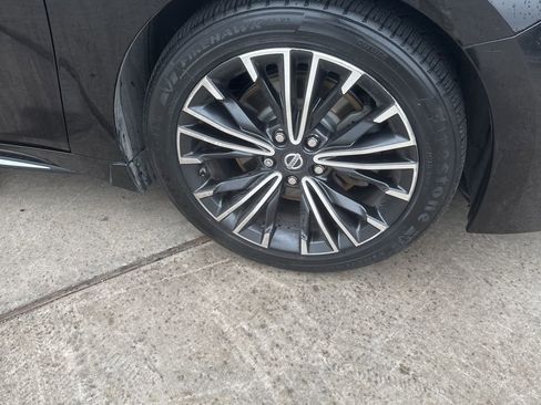 Used 2017 Nissan Maxima 3.5 SV w/ Dynamic Package image 20