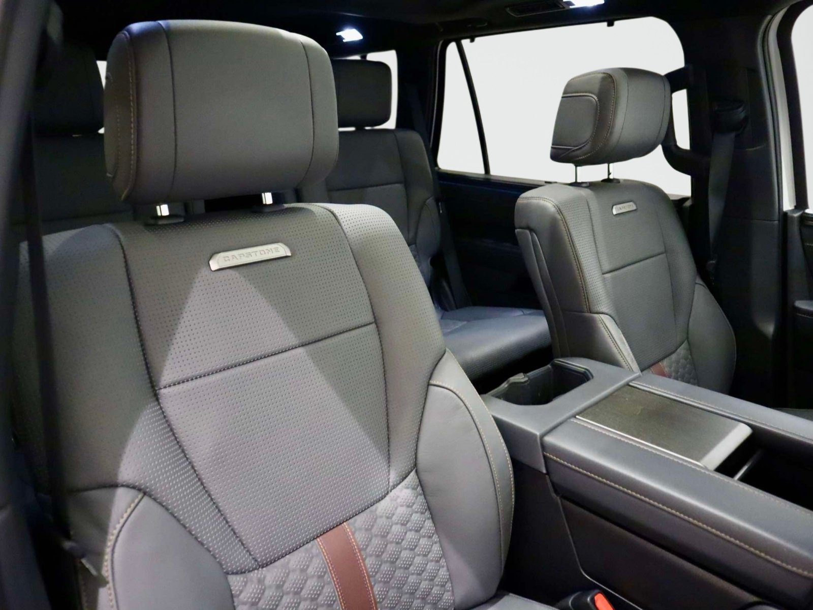 Used 2026 Toyota Sequoia Capstone AWD/4WD image 17