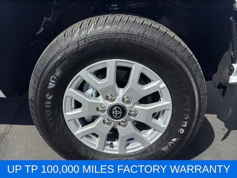 Certified 2025 Toyota Tacoma SR5 image 9