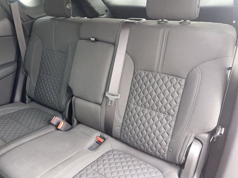 Used 2019 Chevrolet Blazer LT FWD image 35