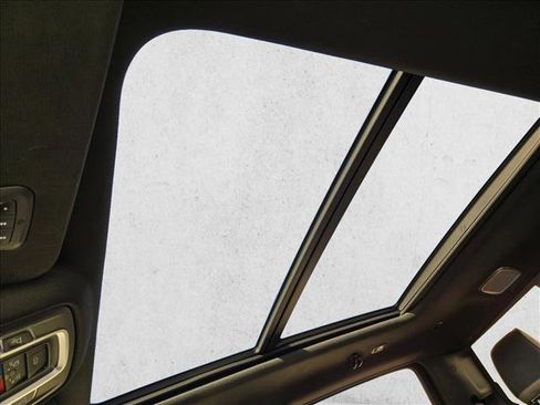 Used 2019 RAM 1500 Limited image 15