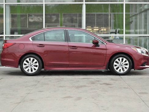 Used 2015 Subaru Legacy 2.5i Premium w/ Moonroof Package image 8
