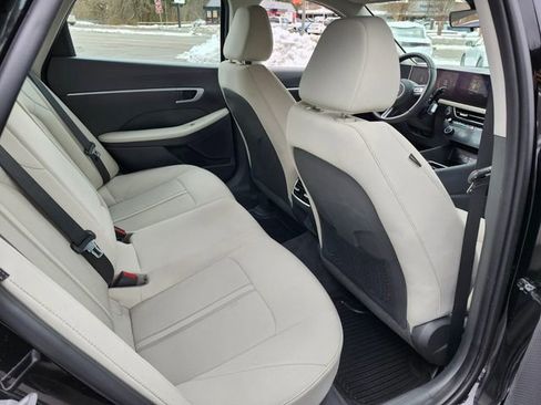 Used 2024 Hyundai Sonata SEL image 16