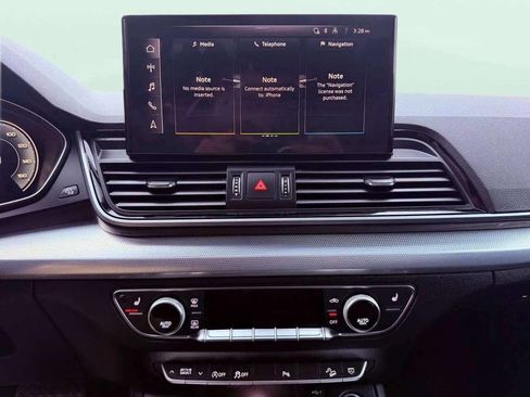 Used 2024 Audi Q5 2.0T Premium image 23