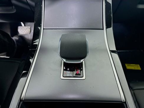 New 2026 Land Rover Range Rover Velar S image 18