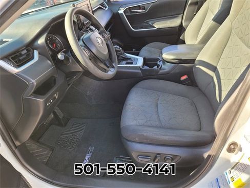 Used 2021 Toyota RAV4 XLE image 9
