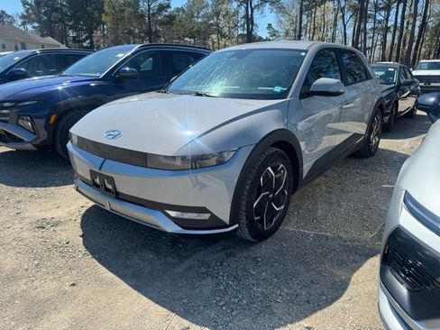Used 2024 Hyundai Ioniq 5 SE image 5