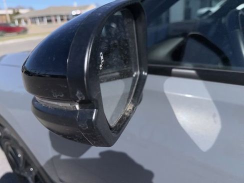 Used 2025 Honda HR-V Sport image 27