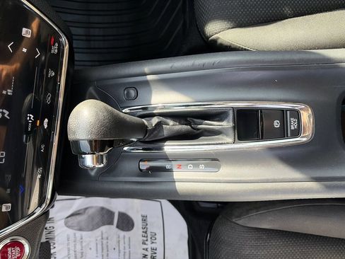 Used 2018 Honda HR-V EX image 20