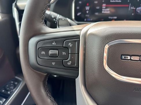 Used 2026 GMC Sierra 1500 Denali w/ Denali Reserve Package AWD/4WD image 35