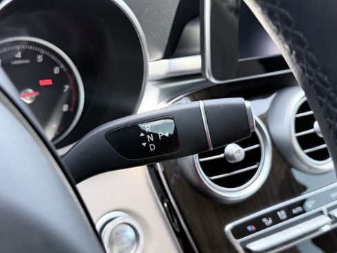 Used 2018 Mercedes-Benz C 300 Sedan image 35