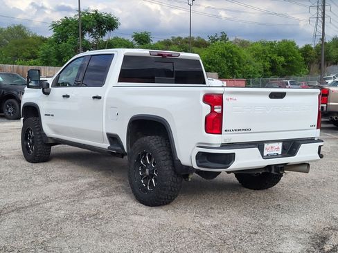 Used 2022 Chevrolet Silverado 2500 LTZ w/ LTZ Plus Package AWD/4WD image 6