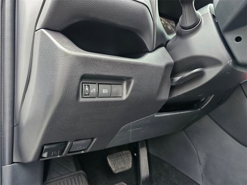 Used 2025 Toyota RAV4 LE image 21