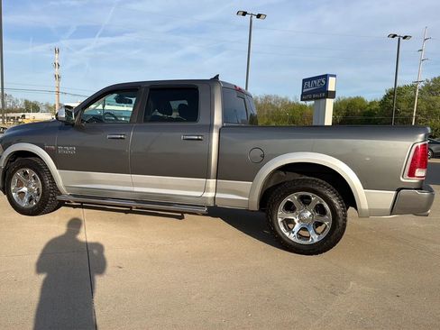 Used 2013 RAM 1500 Laramie w/ Convenience Group AWD/4WD image 13
