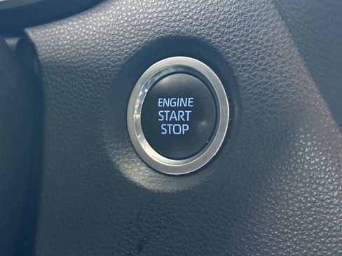 Used 2022 Toyota Corolla XSE FWD image 23