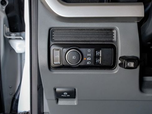 Used 2023 Ford F250 XL w/ STX Appearance Package image 23