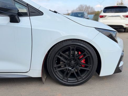 Used 2020 Toyota Corolla SE w/ SE Premium Package image 23