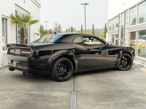 Used 2023 Dodge Challenger R/T Scat Pack RWD image 7