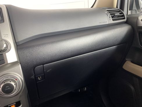 Used 2011 Toyota 4Runner Limited image 31