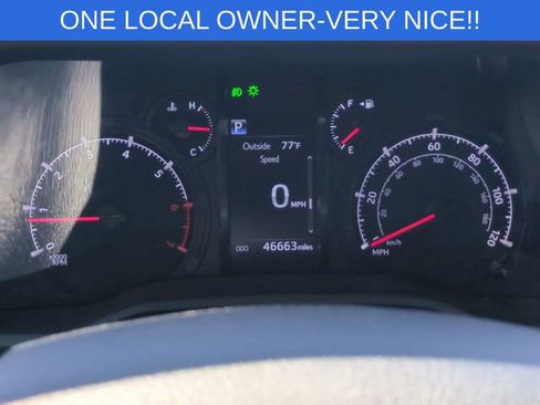 Used 2023 Toyota 4Runner SR5 Premium w/ Moonroof Package RWD image 22