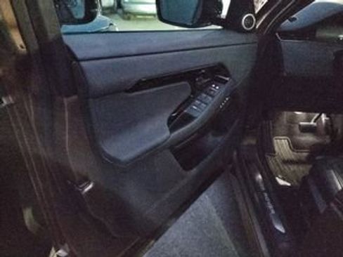 Used 2024 Land Rover Range Rover Evoque Dynamic SE image 5