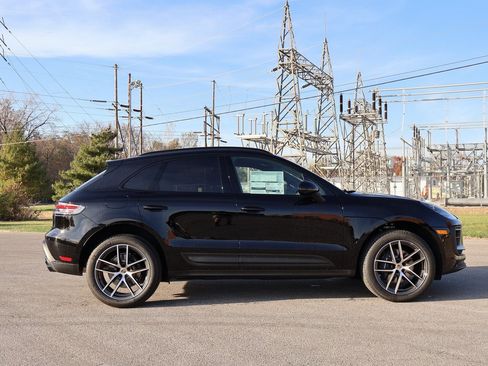 New 2026 Porsche Macan image 9