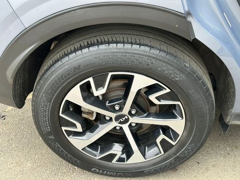 Used 2023 Kia Sportage EX image 10