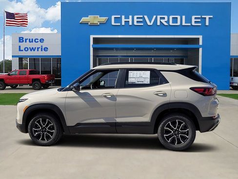New 2026 Chevrolet TrailBlazer ACTIV AWD/4WD image 2