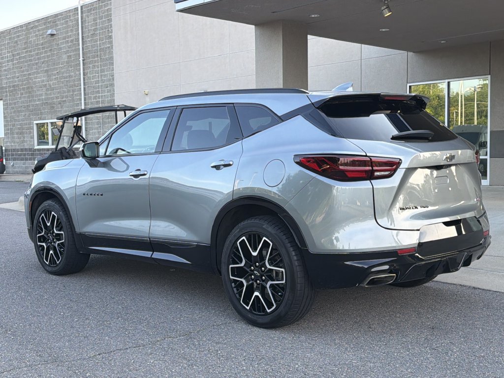 Used 2023 Chevrolet Blazer RS w/ Driver Confidence II Package AWD/4WD image 5
