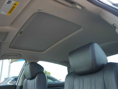 Used 2022 Honda Accord EX-L image 26
