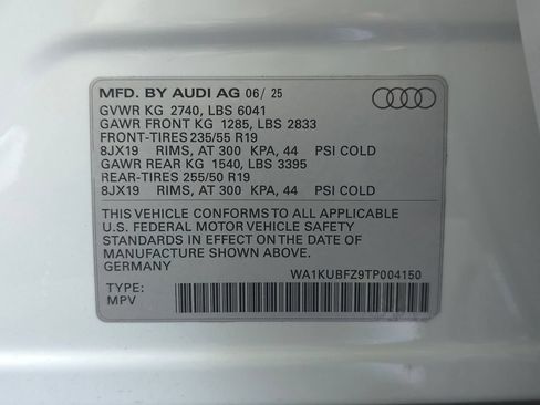 Used 2026 Audi Q4 e-tron Premium w/ Convenience Package AWD/4WD image 53