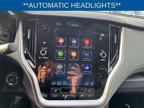 Used 2023 Subaru Outback Premium image 11