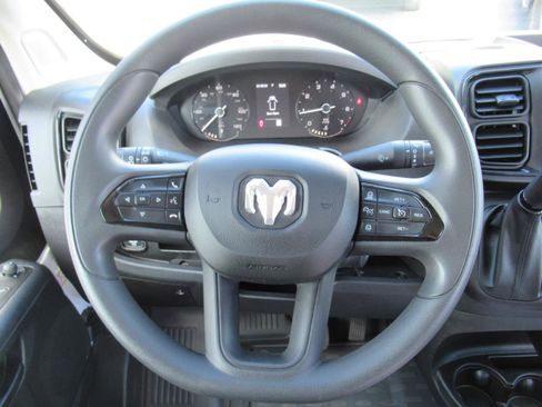 Used 2026 RAM ProMaster 2500 w/ Convenience Group FWD image 20