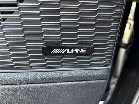 Used 2022 Jeep Grand Cherokee Limited 4xe image 15