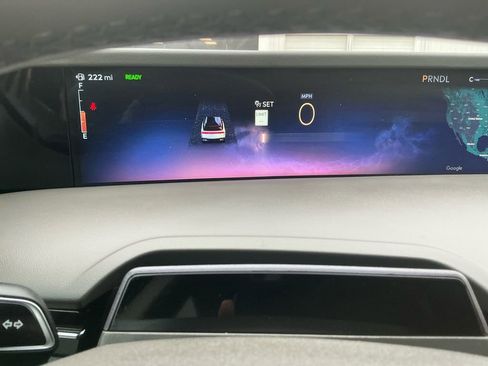 Certified 2024 Lincoln Nautilus Premier image 19